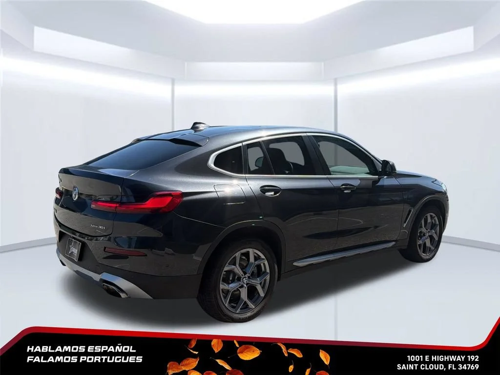 Used 2023  BMW xDrive30i image 6
