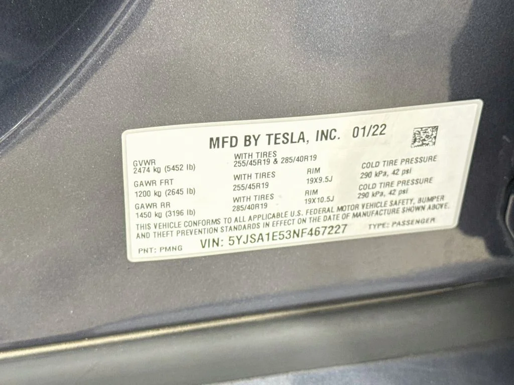 Used 2022 Gray Tesla Base image 32