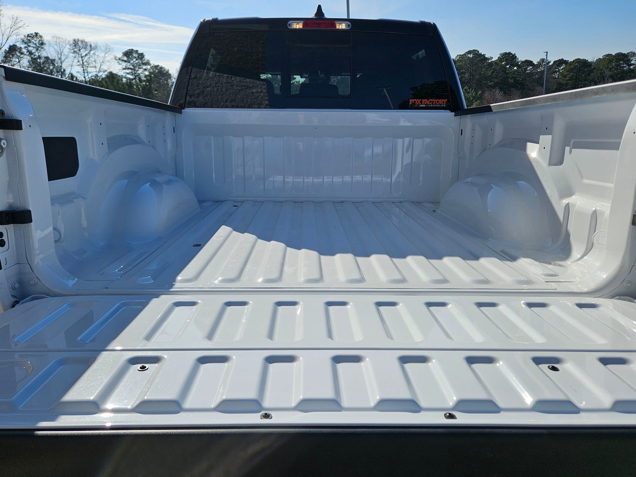 New 2026 Bright White Clear-Coat Exterior Paint RAM Big Horn image 25