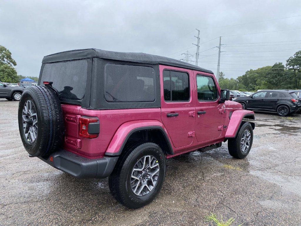 New 2026 Tuscadero Pearl-Coat Exterior Paint Jeep Sahara image 3