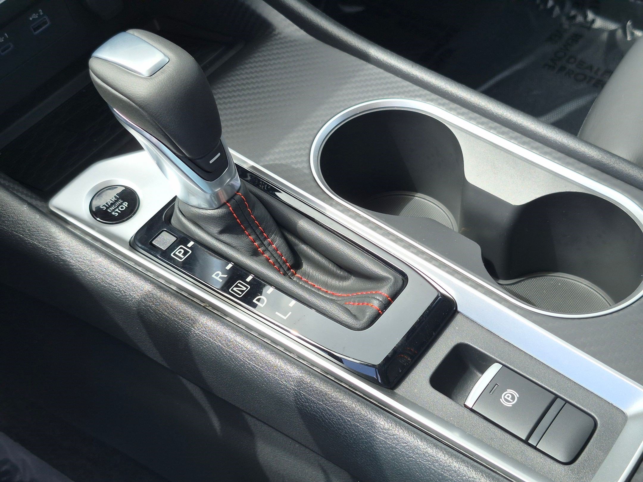 New 2026 Gun Metallic / Super Black Two-tone Nissan SR image 13