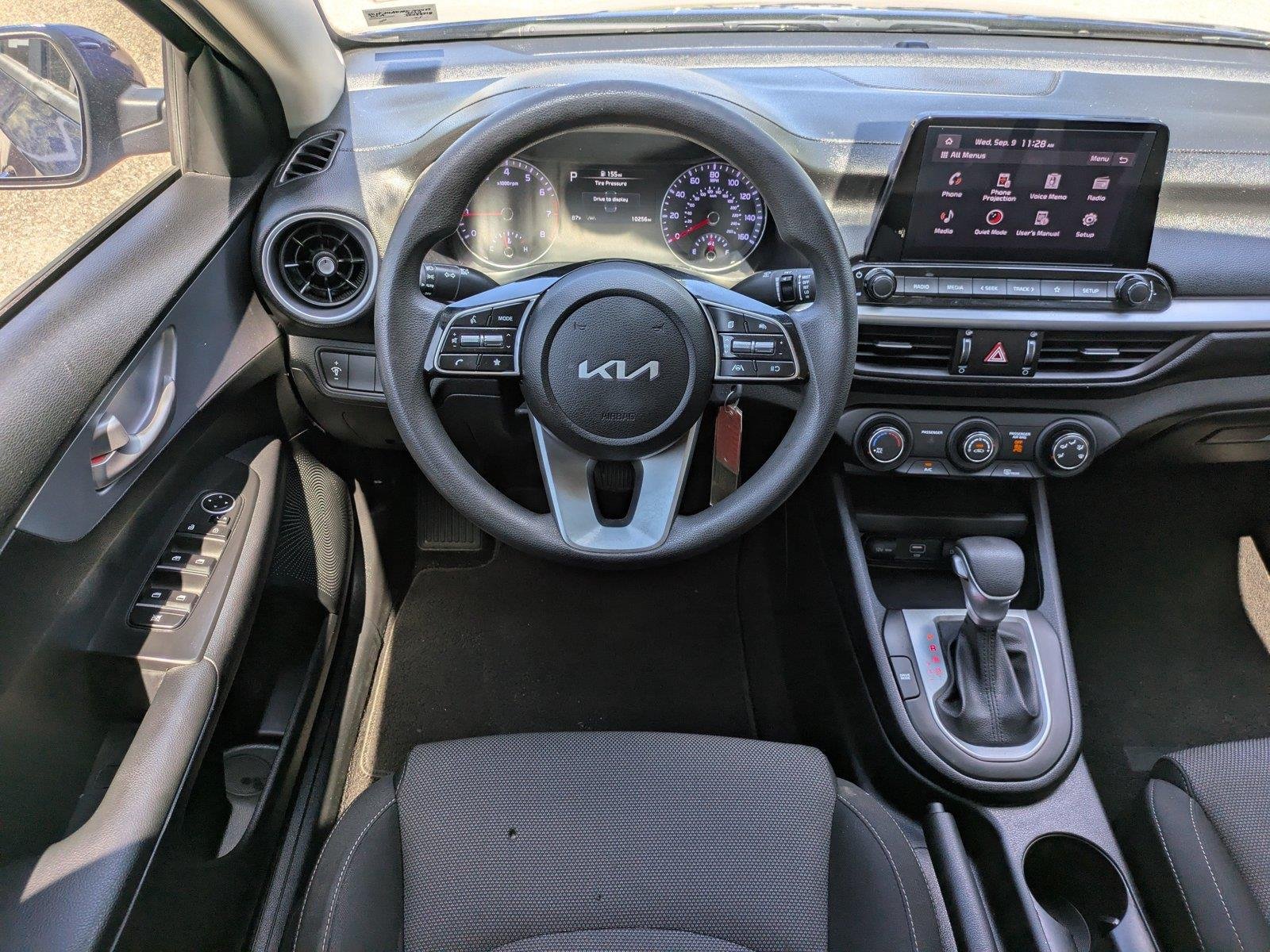 Used 2024 Deep Sea Blue Kia LXS image 15