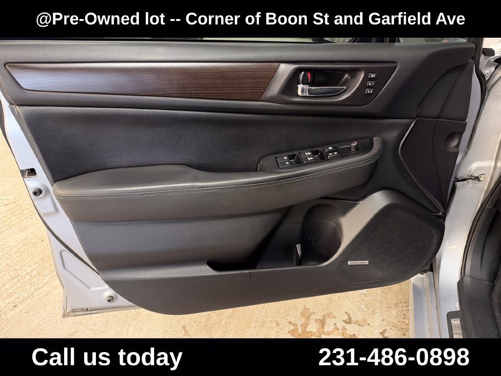 Used 2015 Silver Subaru 2.5i image 15