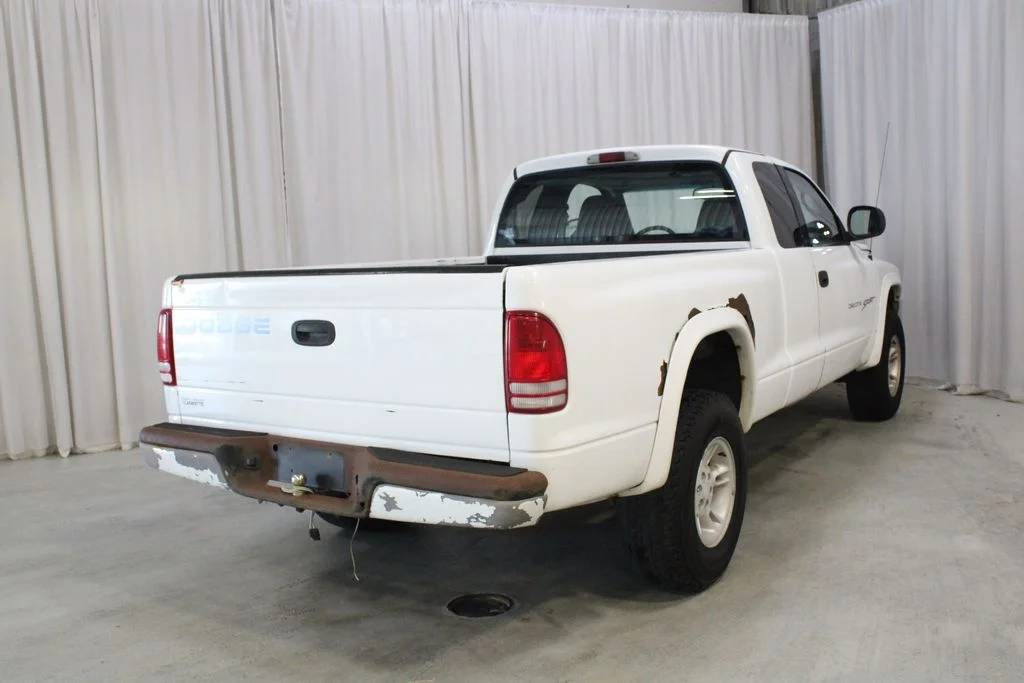 Used 2000 White Dodge Sport image 20
