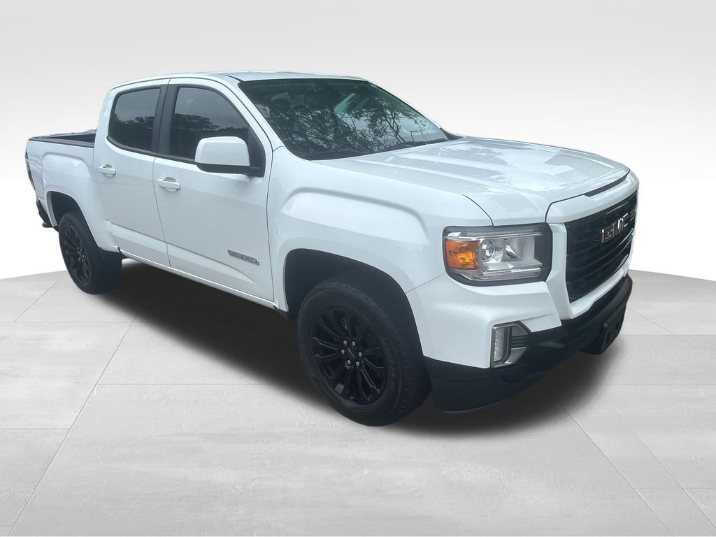 Used 2022 White GMC Elevation image 35
