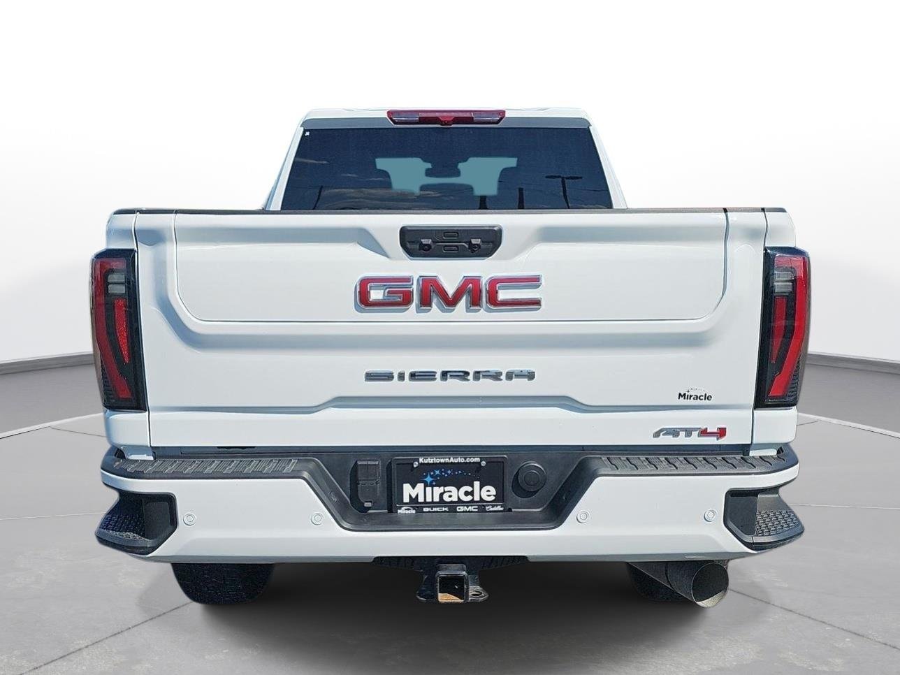 Used 2025 Summit White GMC AT4 image 7