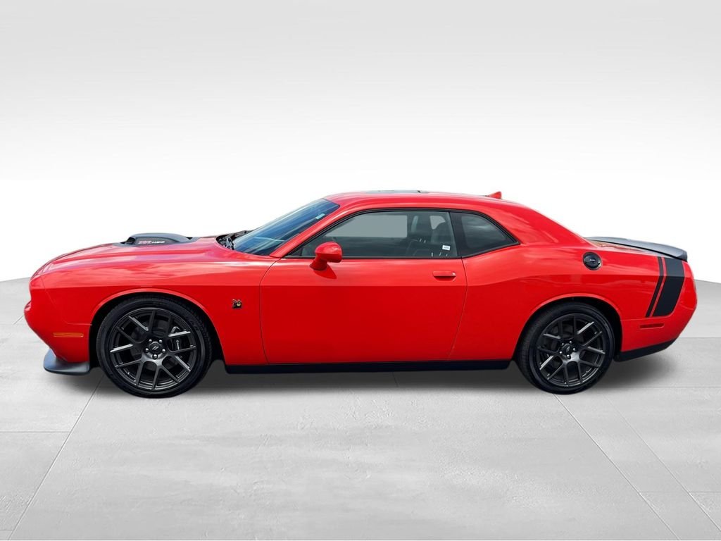 Used 2017 Orange Dodge R/T image 2