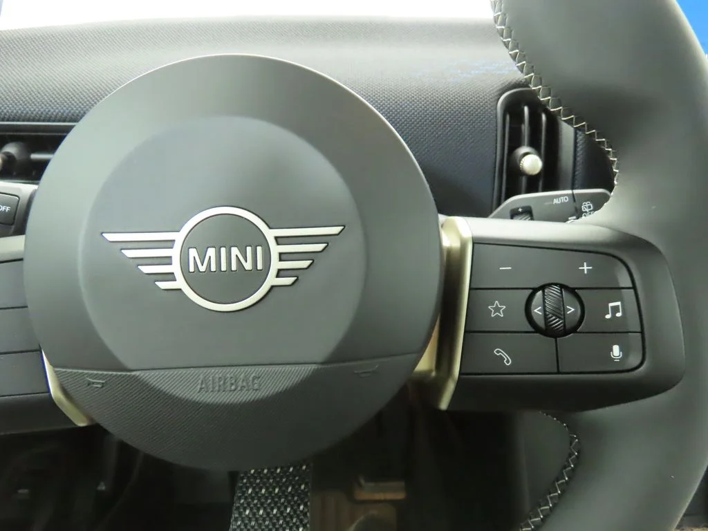 2026 MINI Hardtop 2 Door S - Photo 14
