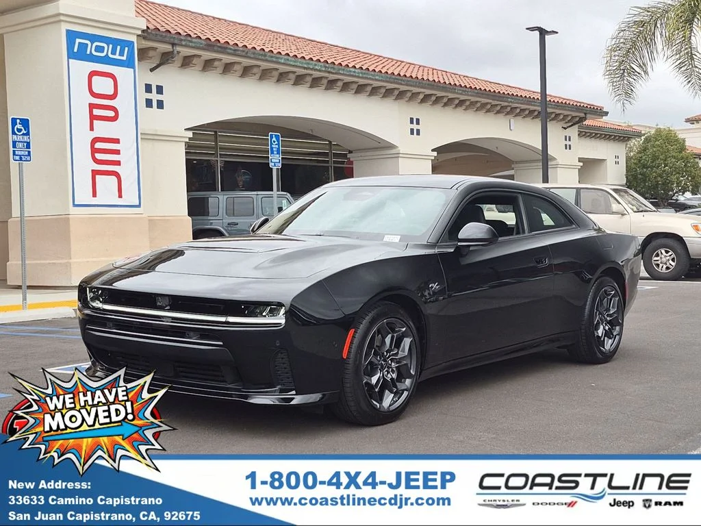 New 2026 Diamond Black Crystal Pearlcoat Dodge R/T Plus image 1