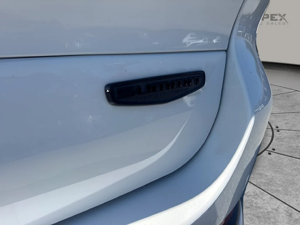 Used 2025 White Jeep Summit image 33