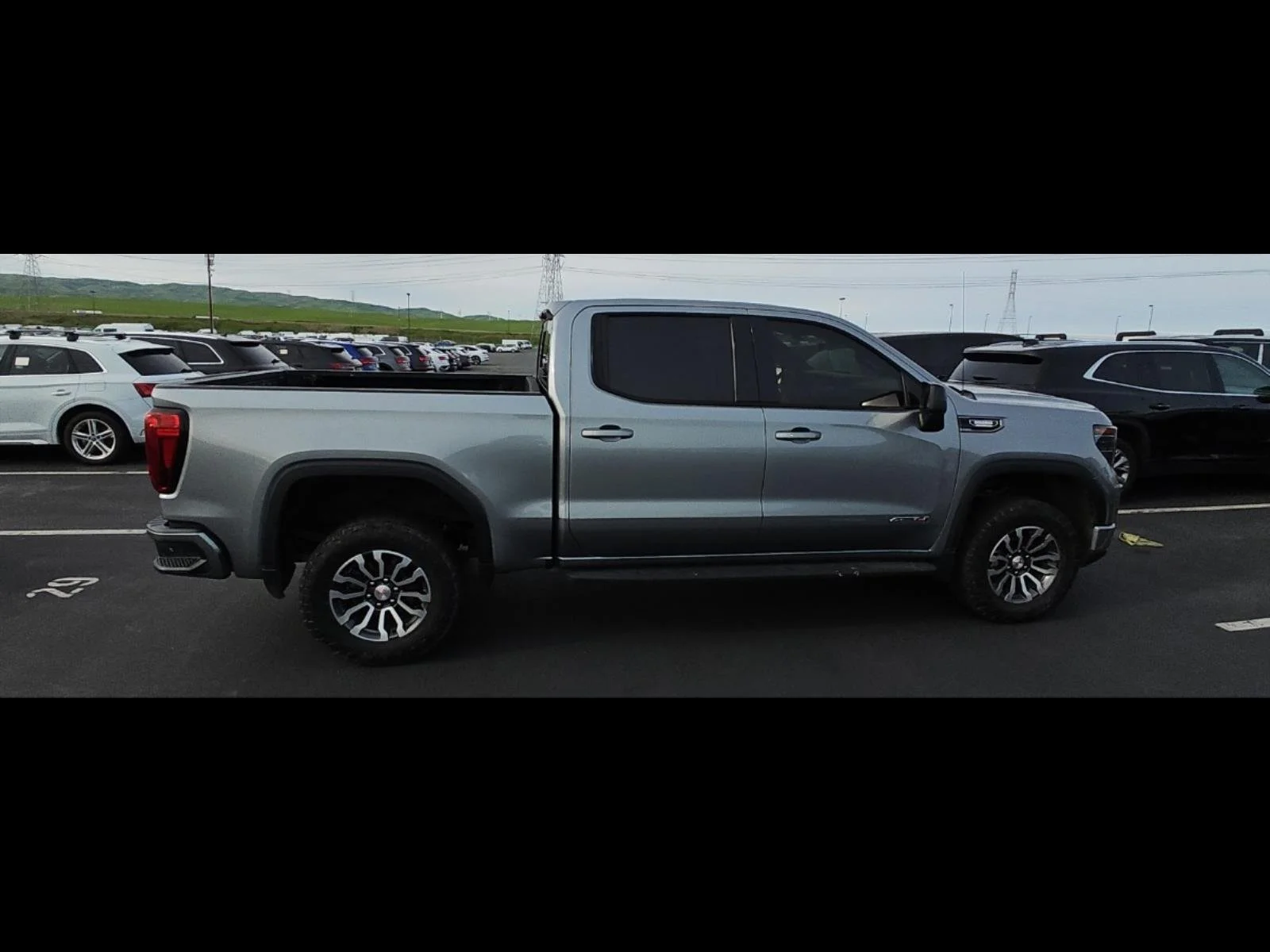 Used 2023 STERLING METALLIC GMC AT4 image 19