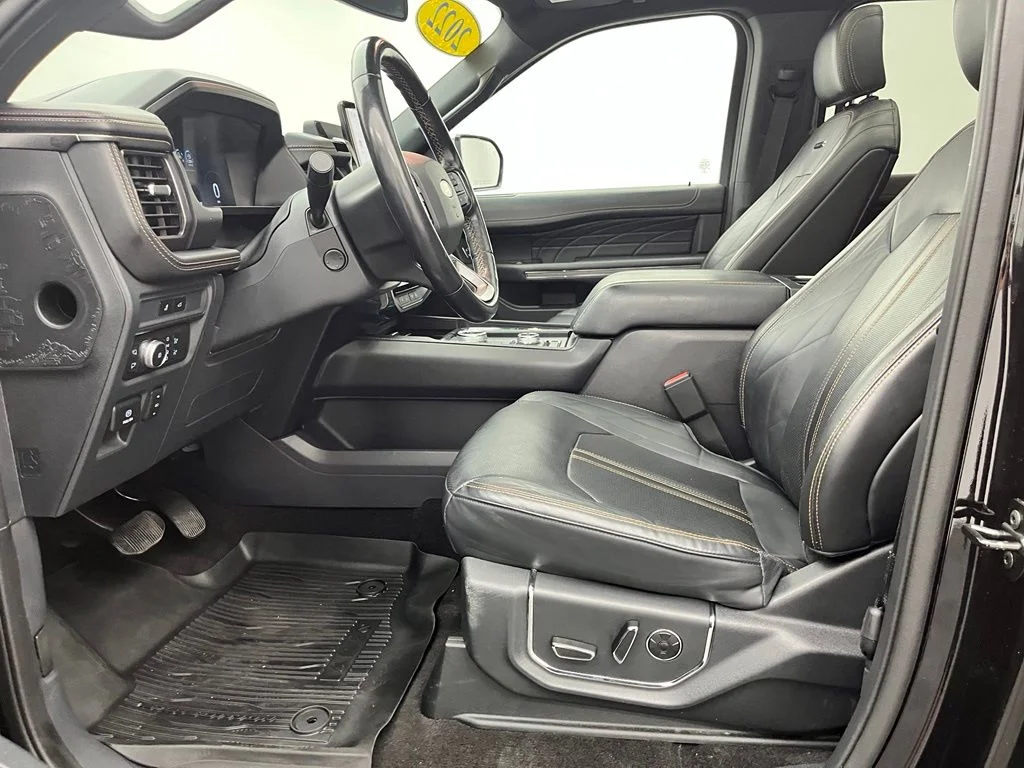 Used 2022 Black Ford Platinum image 21