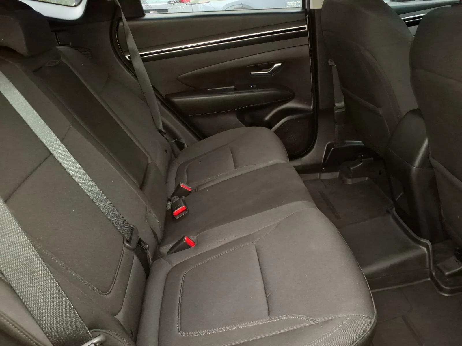Used 2022 Shimmering Silver Hyundai SE image 20