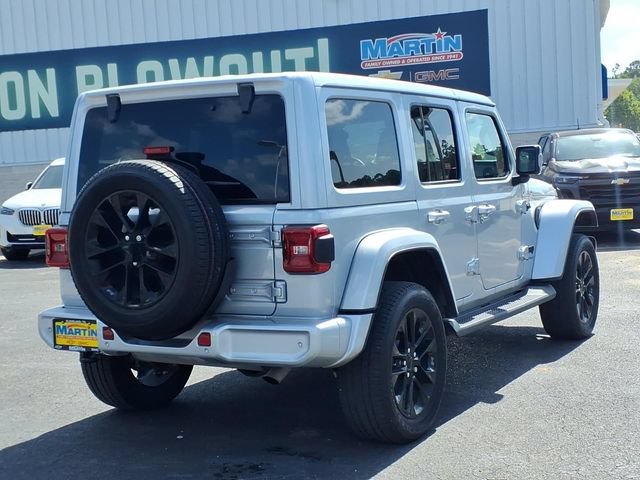 Used 2023  Jeep High Altitude image 5