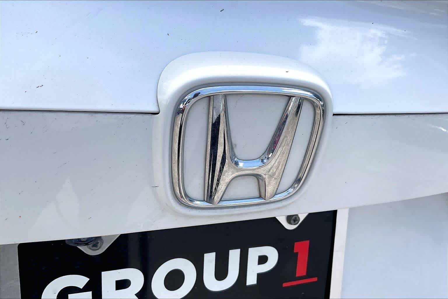 Used 2022 Platinum White Pearl Honda Sport image 30