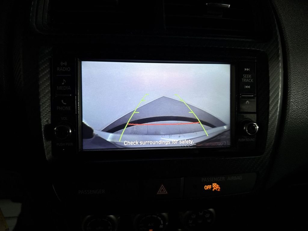 Used 2023  Mitsubishi  image 30