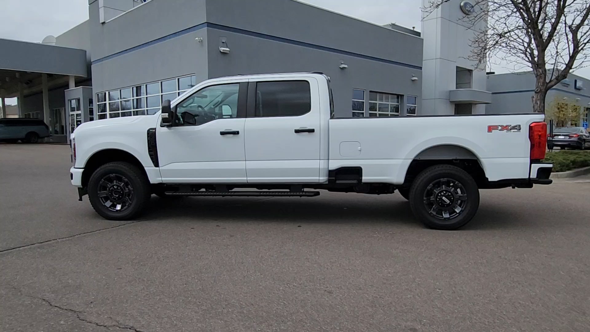 New 2026 Oxford White Ford XL image 23