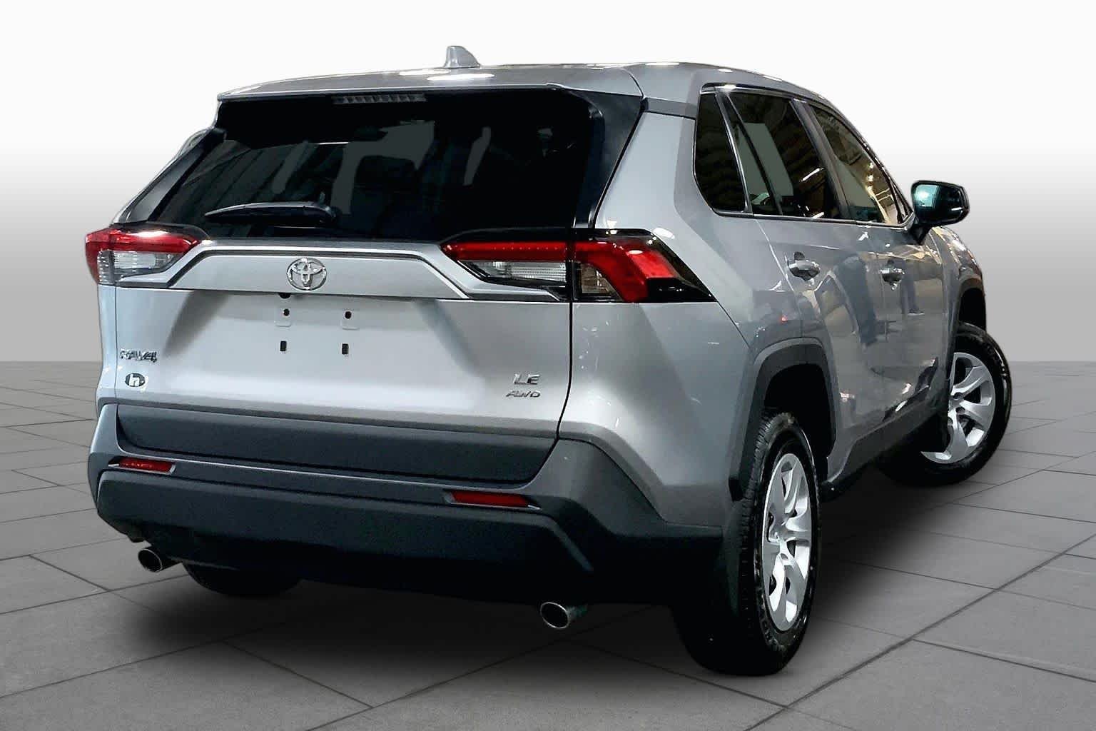 Used 2024 Silver Sky Metallic Toyota LE image 13