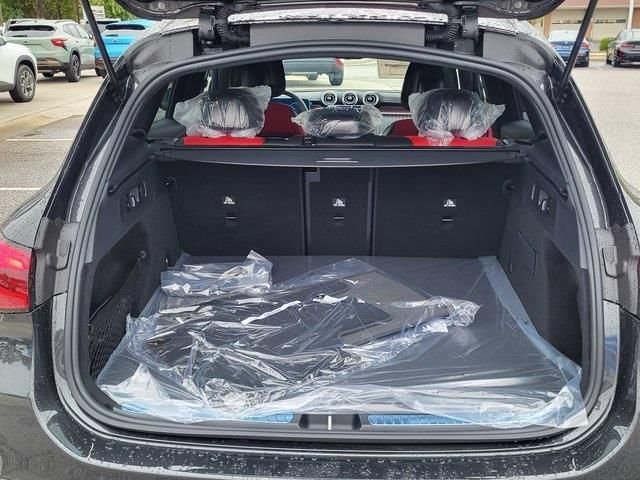 Used 2026 Gray Mercedes-Benz GLC 300 image 4