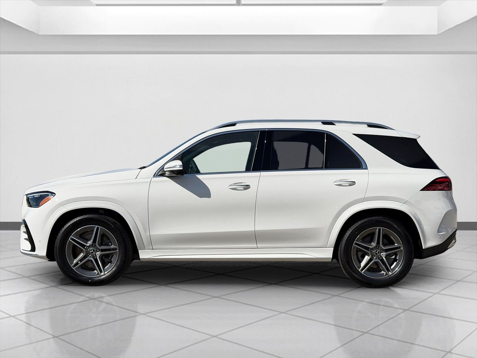 New 2026 Polar White Mercedes-Benz GLE 350 image 5