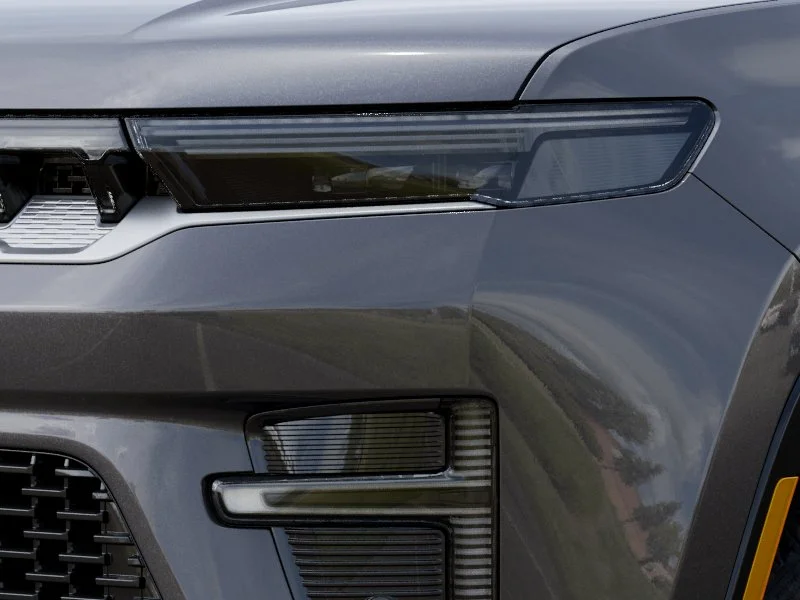 New 2026 Baltic-Gray Metallic Clear-Coat Exterior Paint Jeep  image 39
