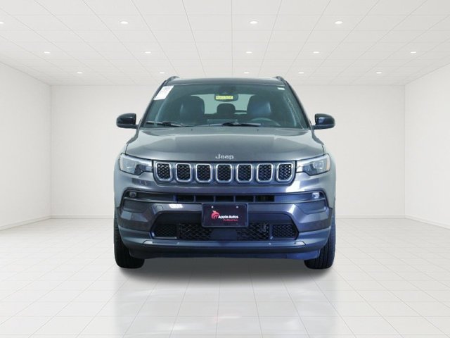 Used 2023 Jeep Compass Latitude Lux with VIN 3C4NJDFN9PT563137 for sale in Shakopee, Minnesota
