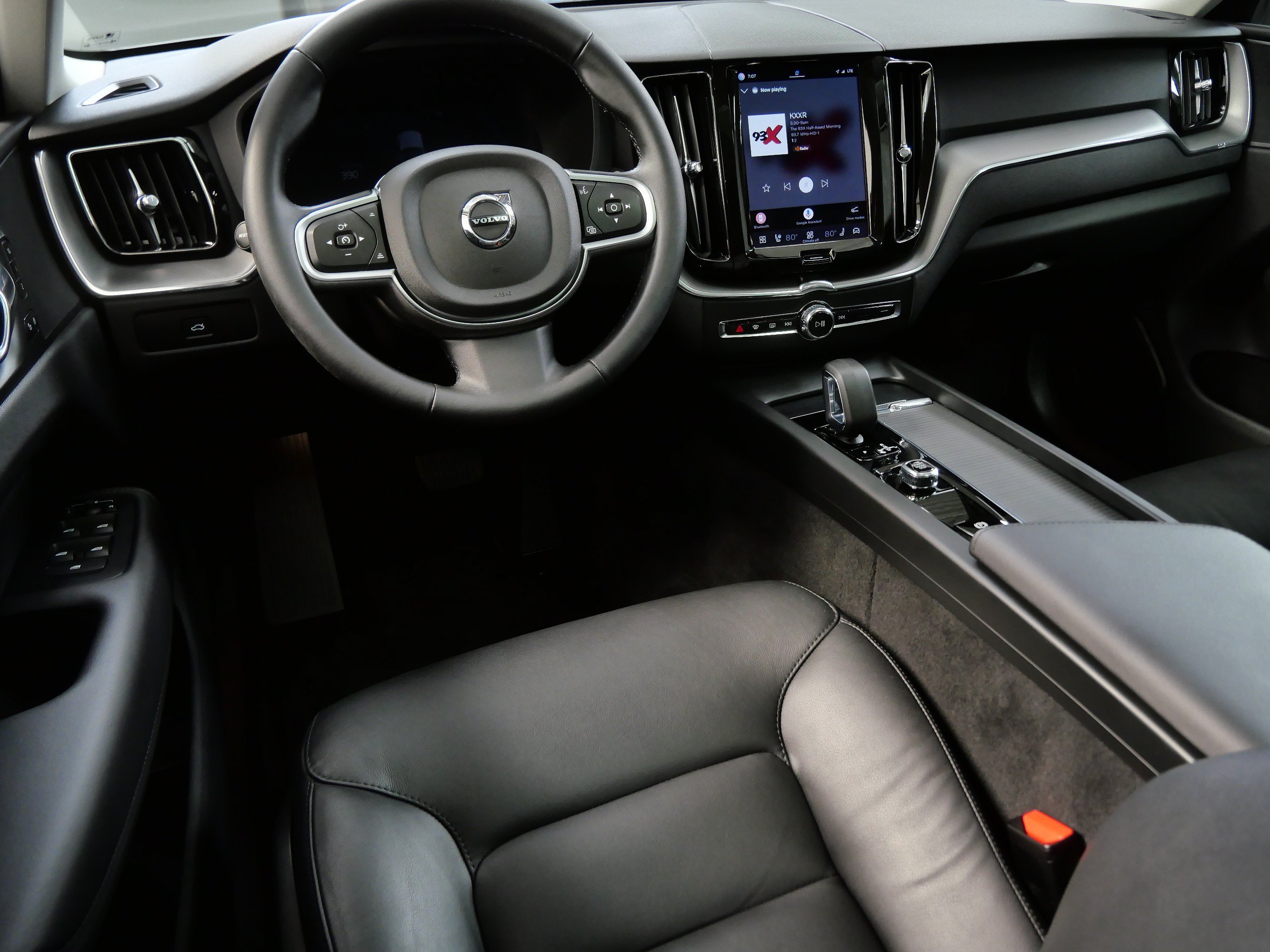 Used 2025 Volvo XC60 Core with VIN YV4M12RJ4S1216661 for sale in Minnetonka, Minnesota