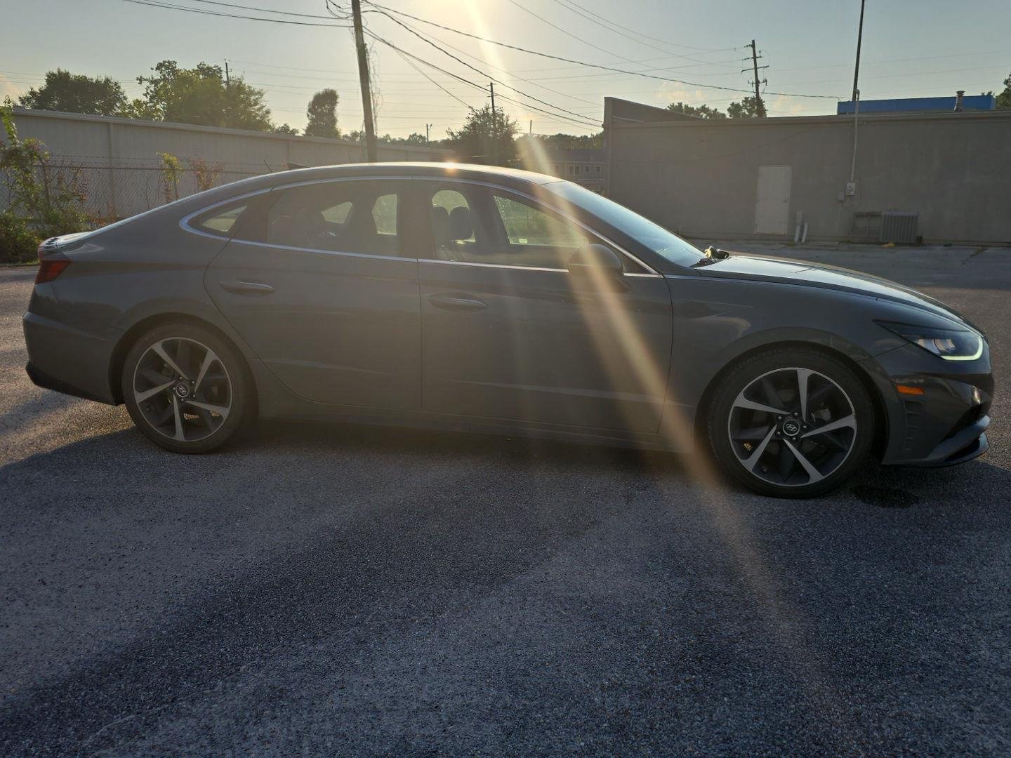 Used 2021 Hampton Gray Hyundai SEL Plus image 2
