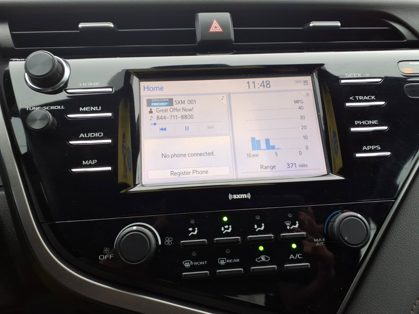 2020 Toyota Camry LE - Photo 24