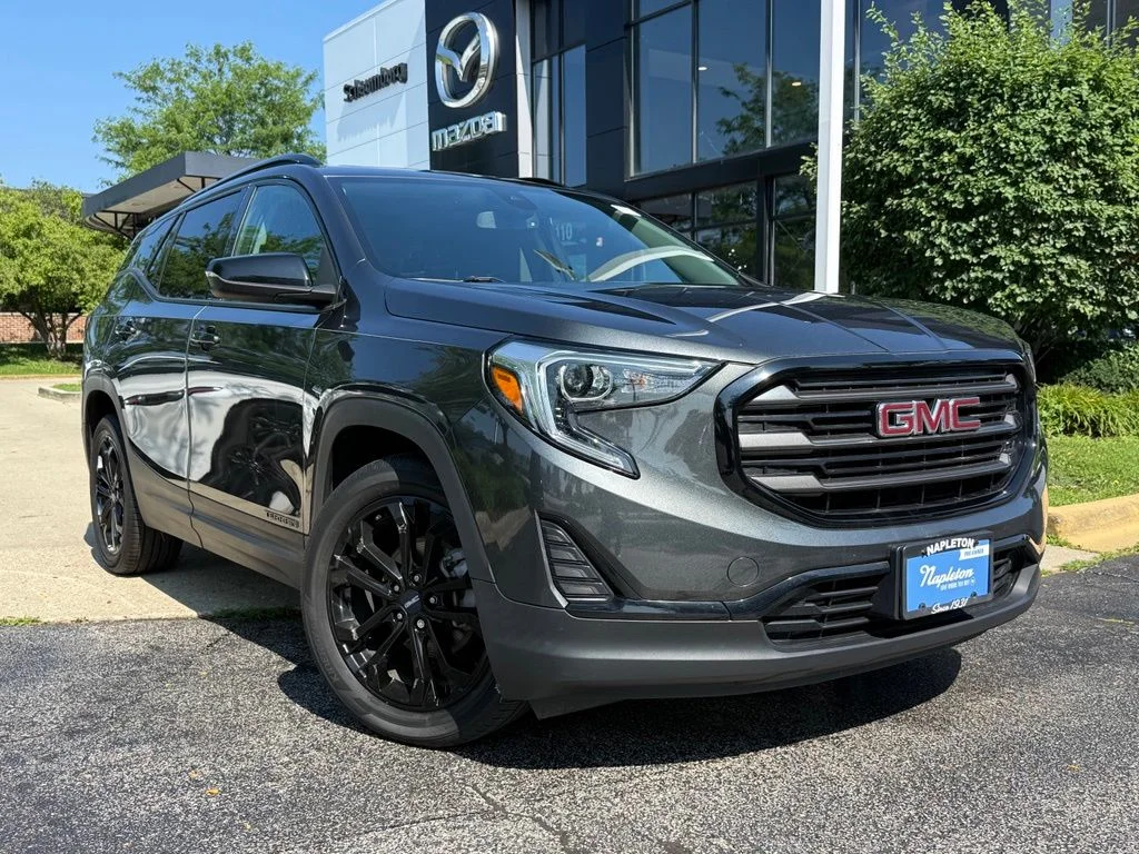 Used 2021 Gray GMC SLE image 1