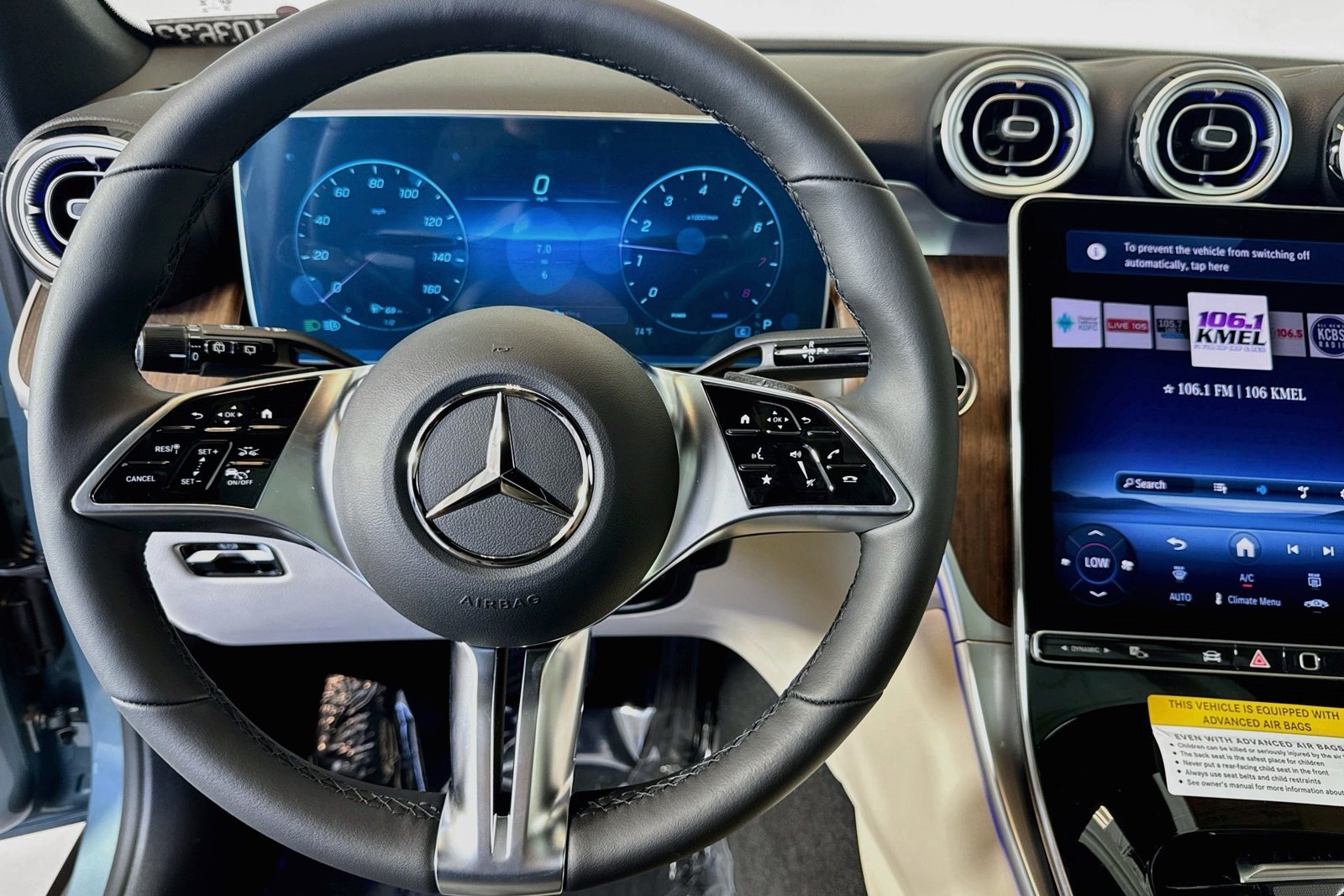 New 2026 Verde Silver Metallic Mercedes-Benz GLC 300 image 11