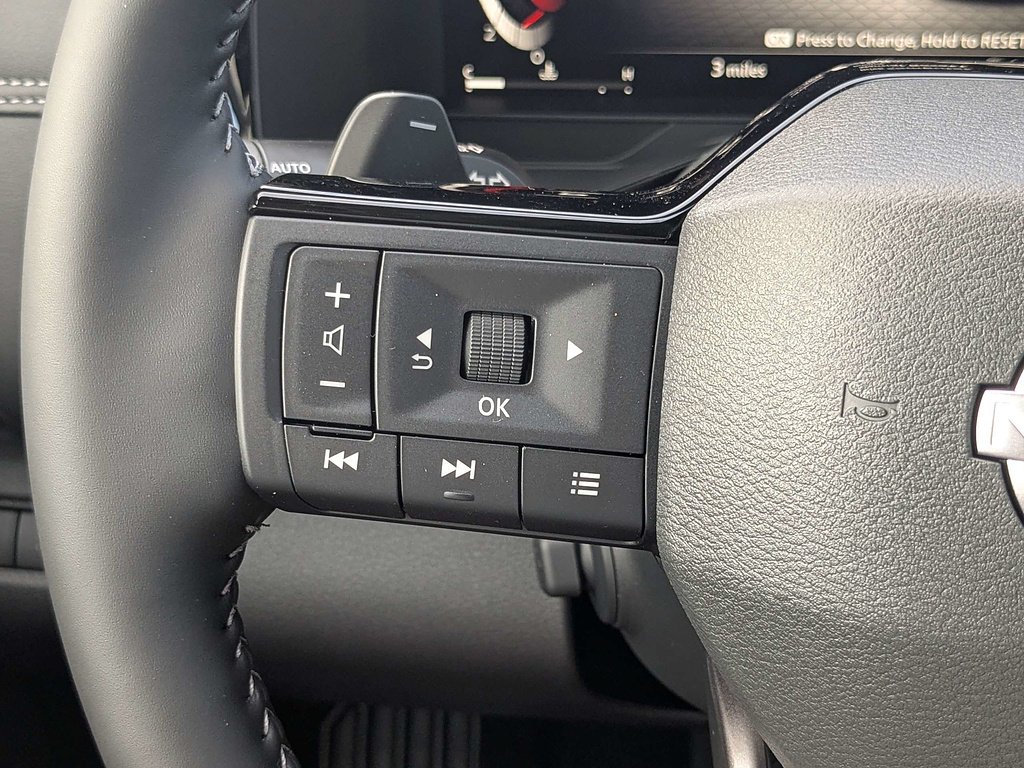 New 2026 Boulder Gray Pearl Nissan Platinum image 27