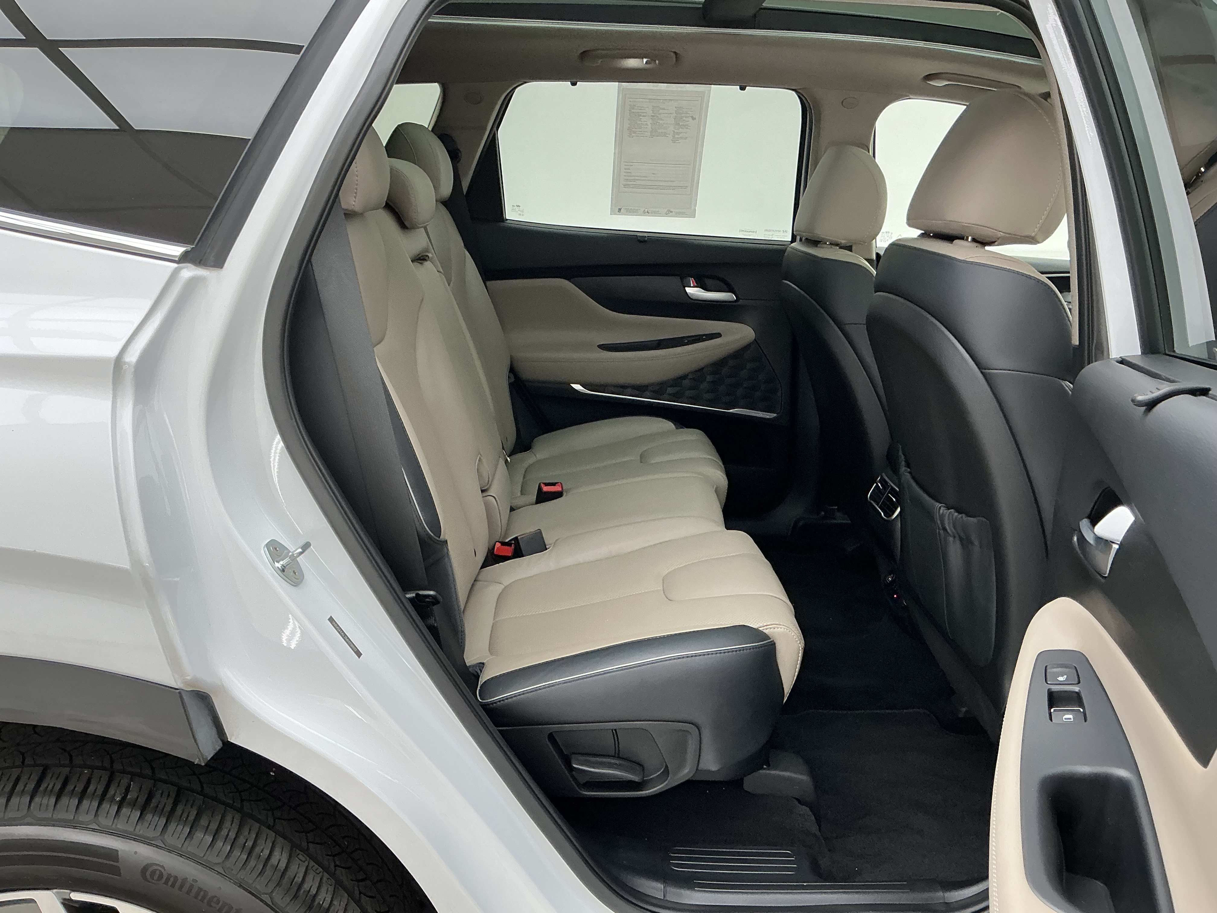 Used 2021 Quartz White Hyundai Limited image 23