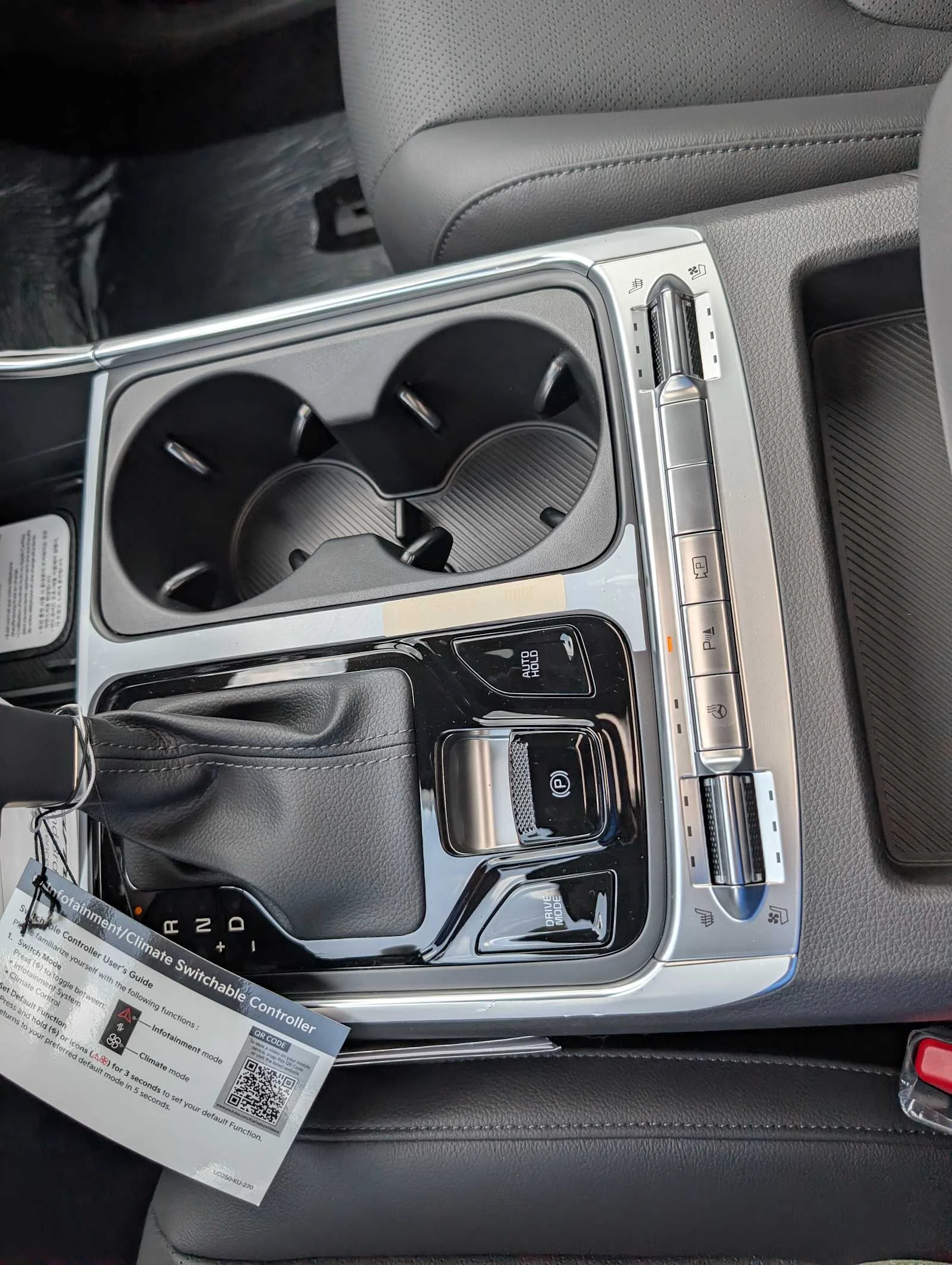 New 2026 Ceramic Silver Kia SX Prestige image 25