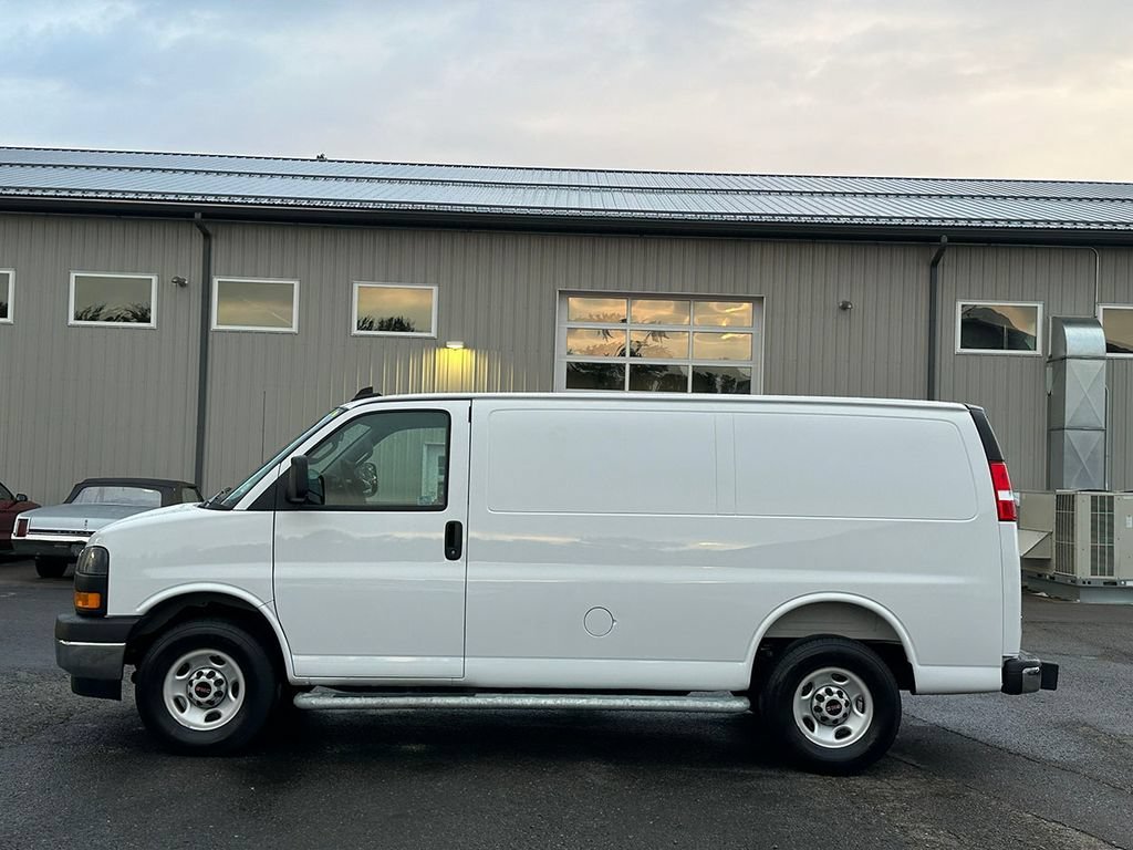 Used 2025 Summit White GMC Work Van image 8