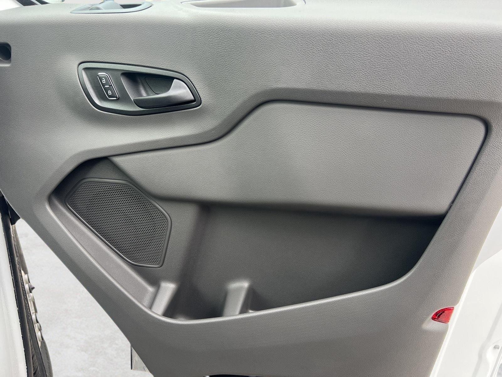 New 2026 Oxford White Ford Cargo Van image 24
