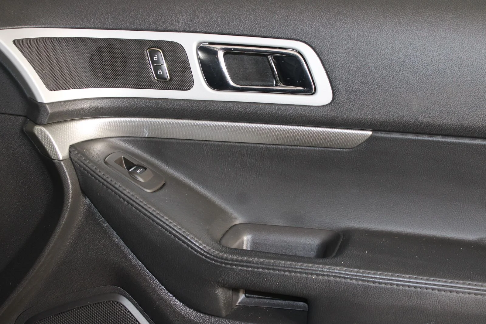 Used 2013 Green Ford XLT image 15
