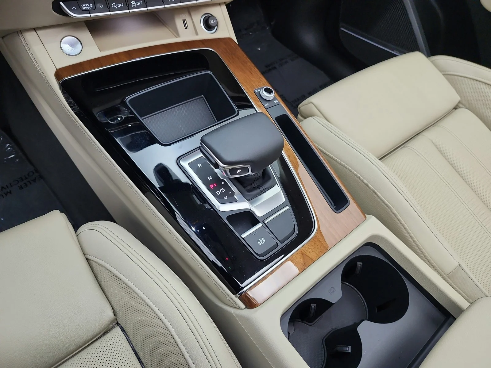 Used 2023 Glacier White Metallic Audi S line Premium Plus image 13