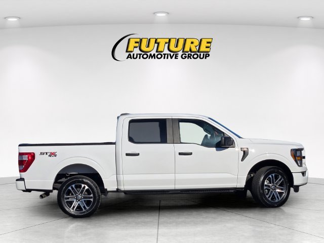 Used 2023 White Ford XL image 3