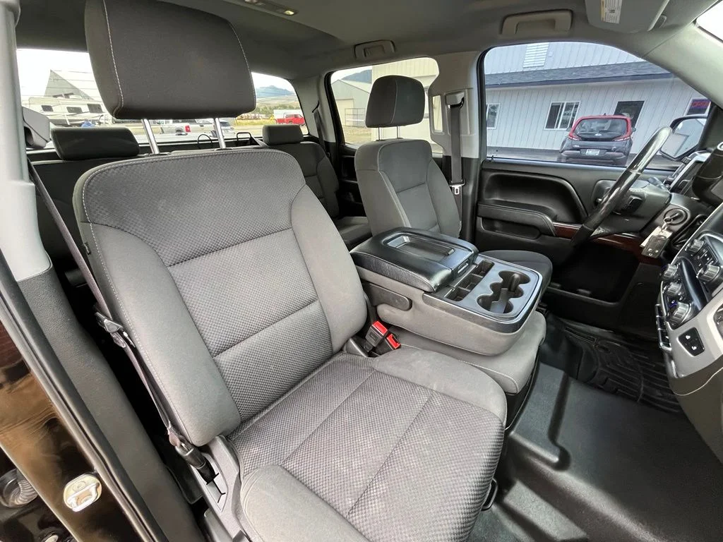 Used 2017 Black GMC SLE image 20