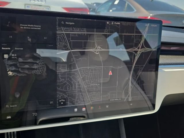 Used 2023 White Tesla Plaid image 9