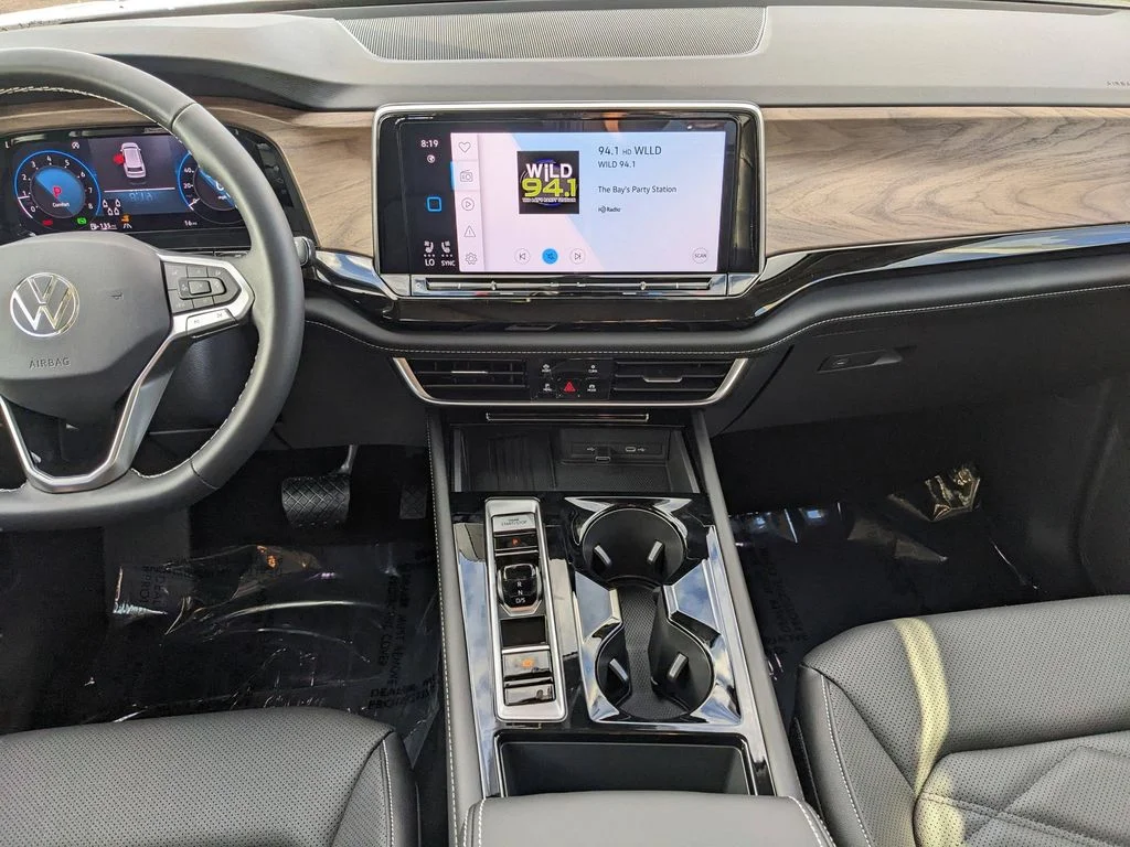 New 2026 White/off-white Volkswagen 2.0T SE w/Technology image 15