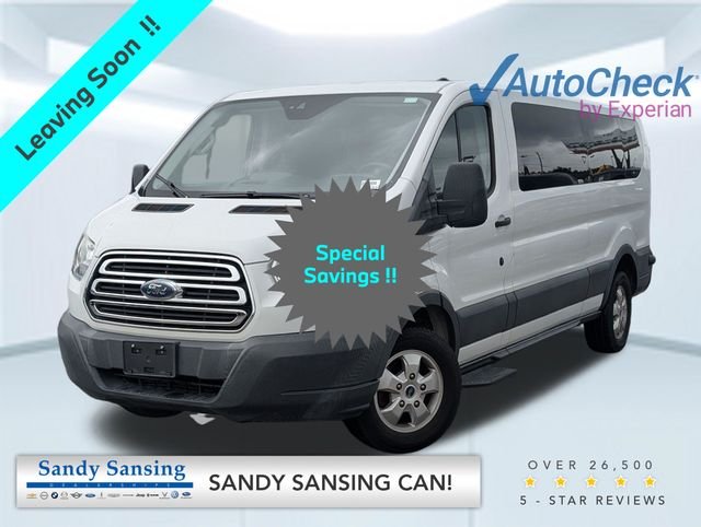 Used 2018 White Ford XLT image 1