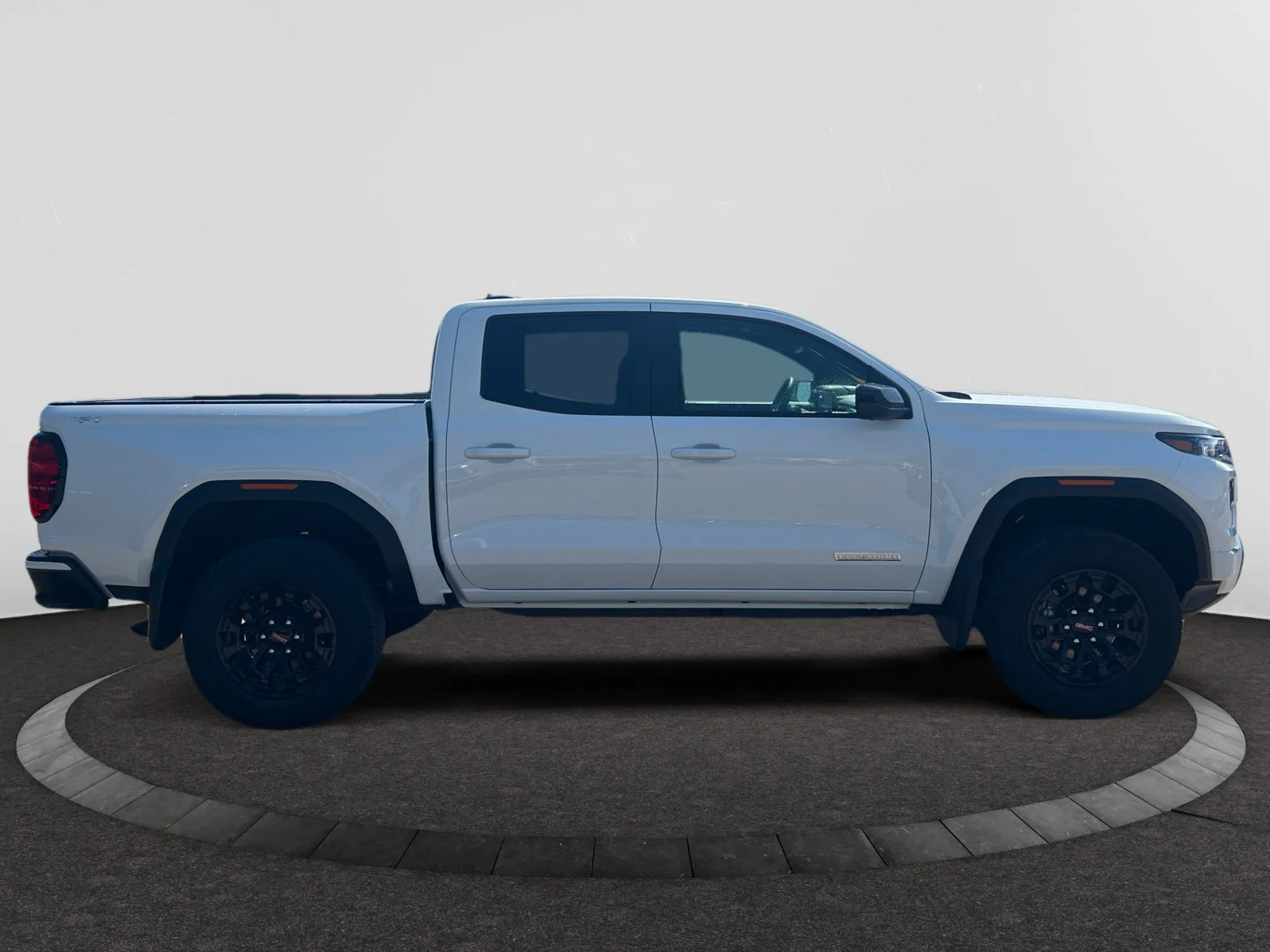 Used 2026 WHITE GMC Crew Cab ELEVATION **New Arrival** image 6