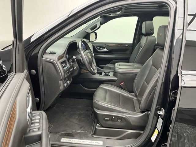 Used 2021 Black Chevrolet High Country image 3