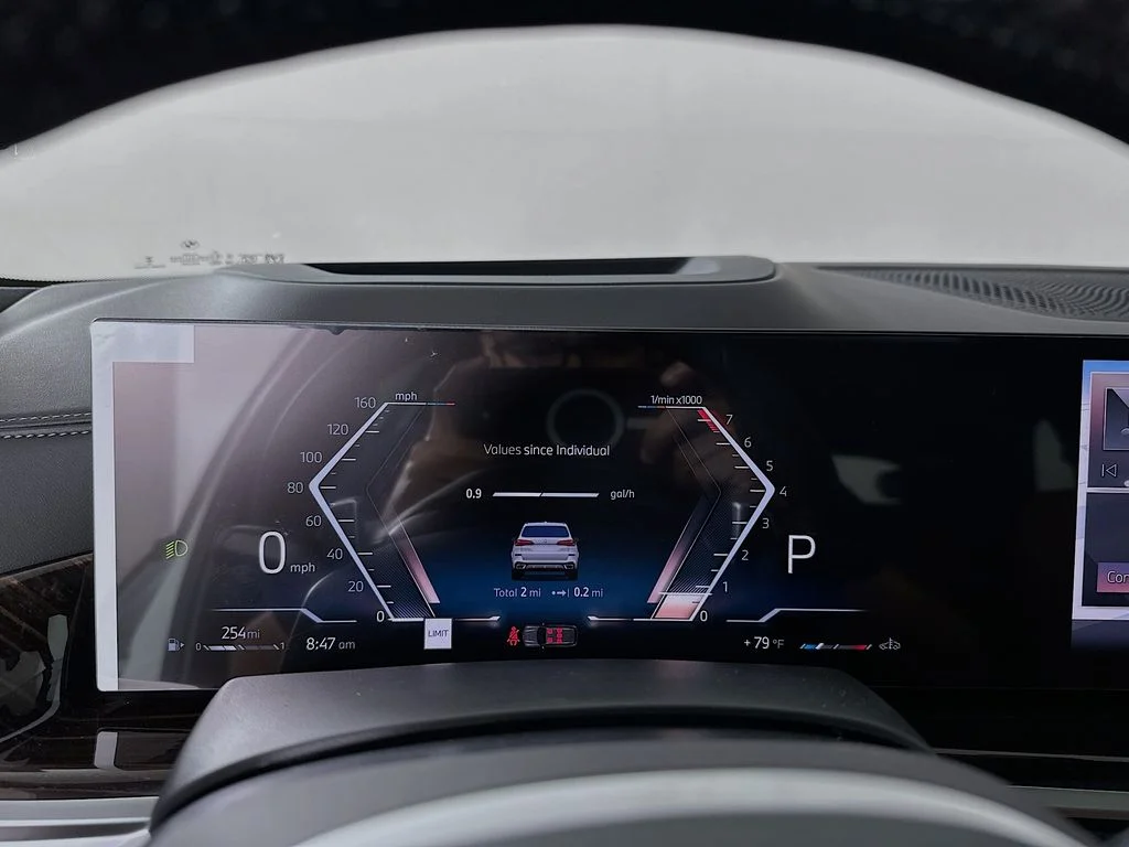 New 2026 Alpine White BMW xDrive40i image 15