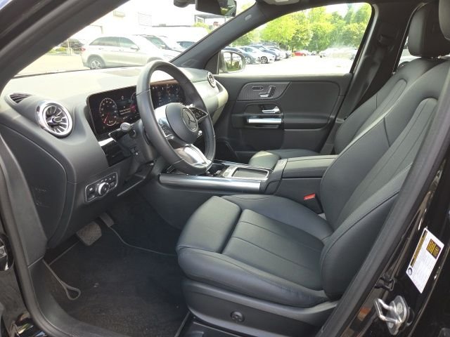 Certified Used 2026 Black Mercedes-Benz GLA 250 image 4