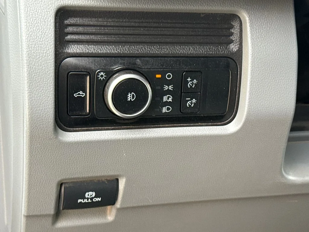 Used 2025 White Ford XLT image 21