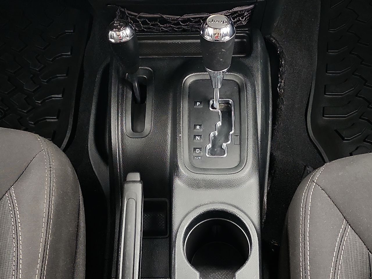 Used 2018 Black Clearcoat Jeep Sahara image 17