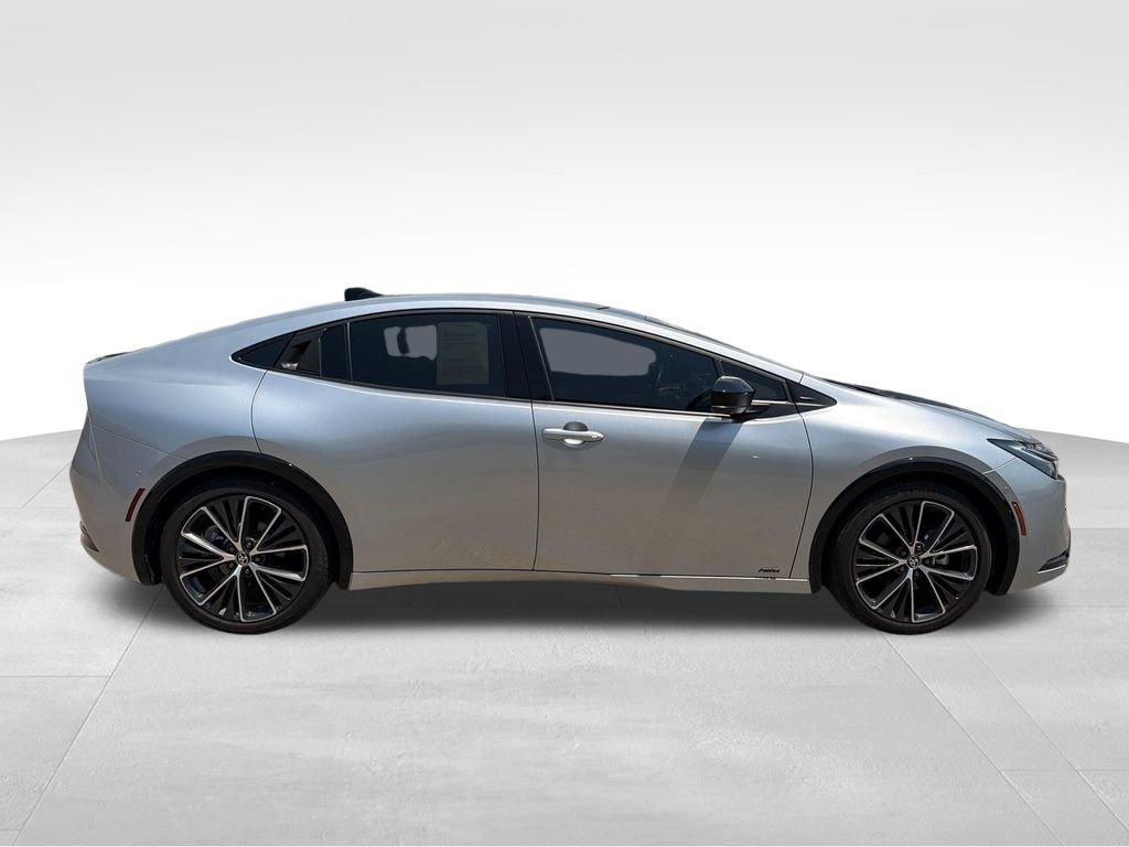 Used 2024 CUTTING EDGE Toyota Limited image 6